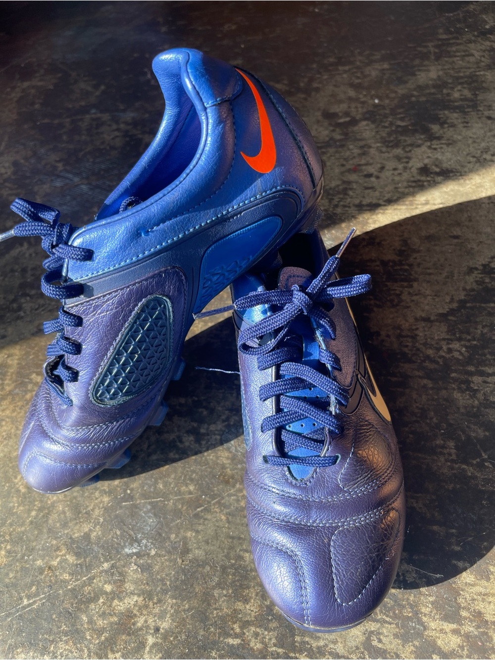 Nike CTR360 Maestri Elite SG
Football SOCCER Cleats